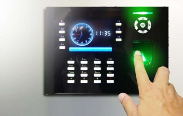 How Biometric Time & Attendance System Work With HCMS