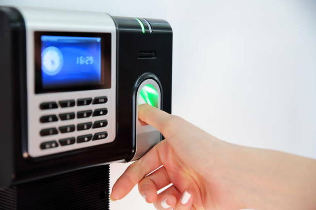 Time and Attendance Systems for Remote and Hybrid Workforces